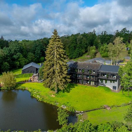 Hillview Resort Grandvoir Нёфшато Экстерьер фото