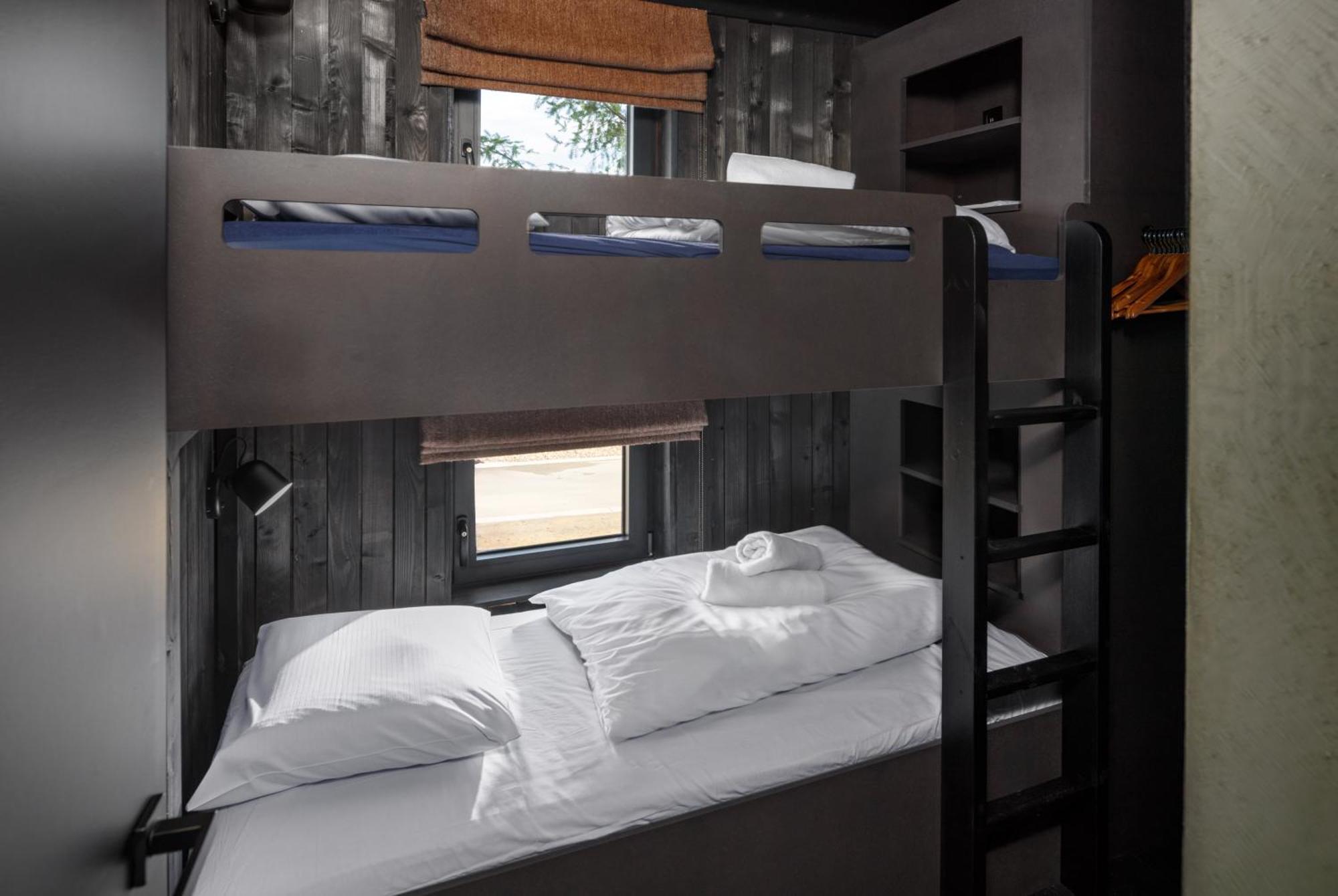 Hillview Resort Grandvoir Нёфшато Экстерьер фото