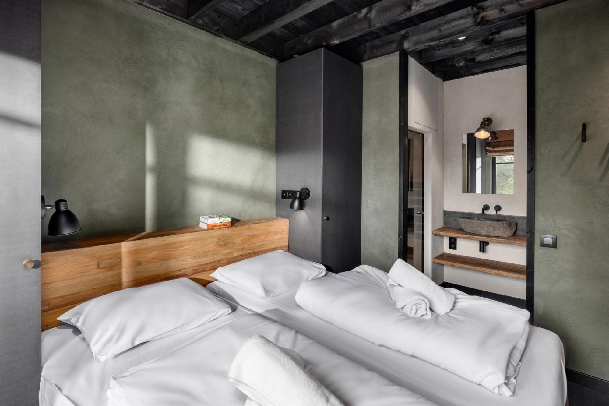Hillview Resort Grandvoir Нёфшато Экстерьер фото