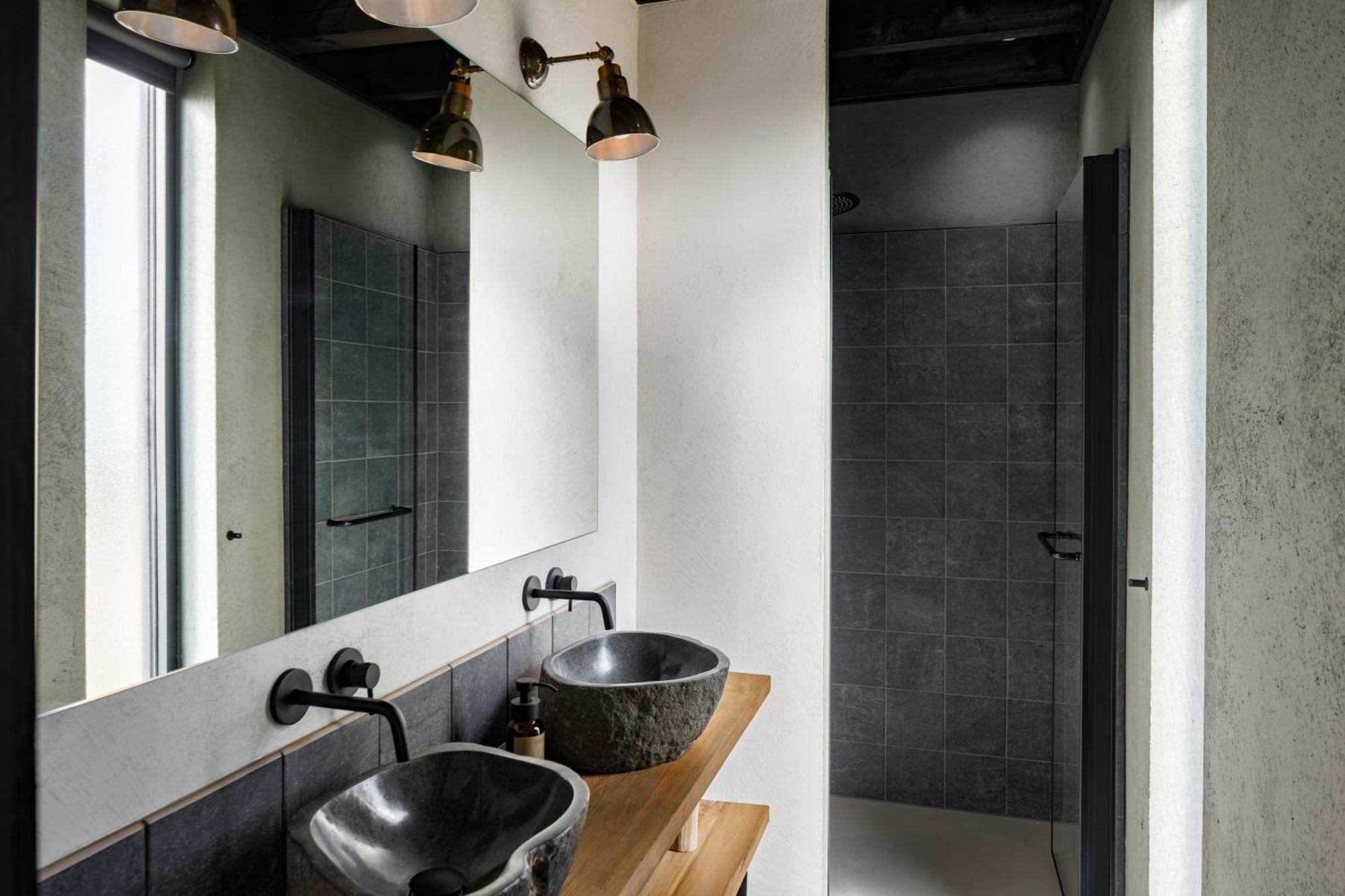Hillview Resort Grandvoir Нёфшато Экстерьер фото