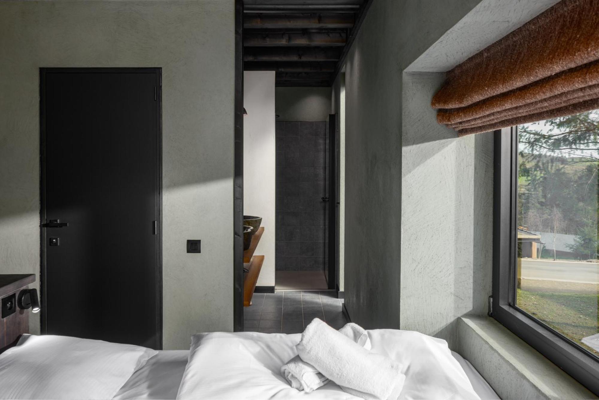 Hillview Resort Grandvoir Нёфшато Экстерьер фото