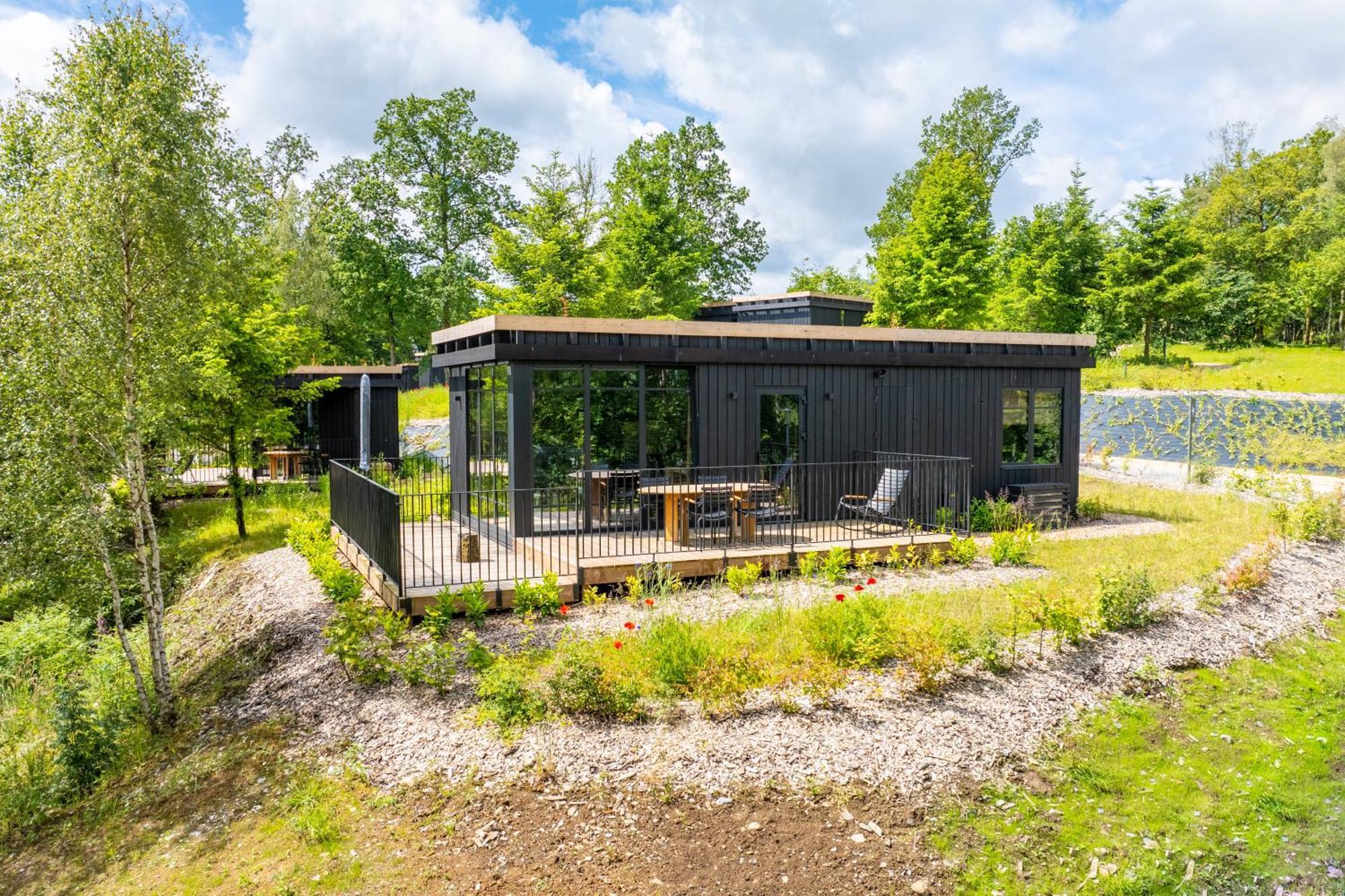 Hillview Resort Grandvoir Нёфшато Экстерьер фото